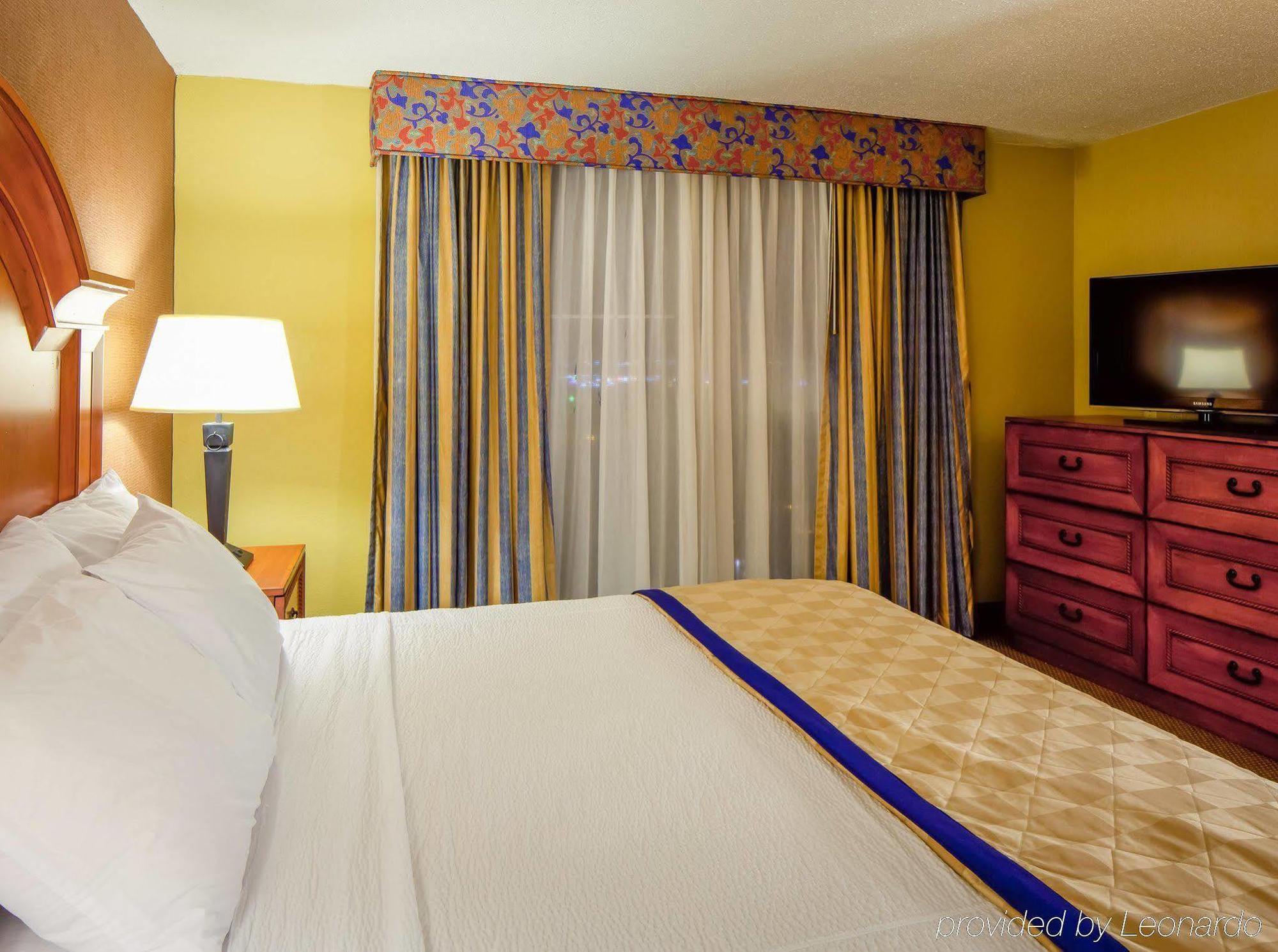 Embassy Suites San Antonio Northwest I-10 Rum bild