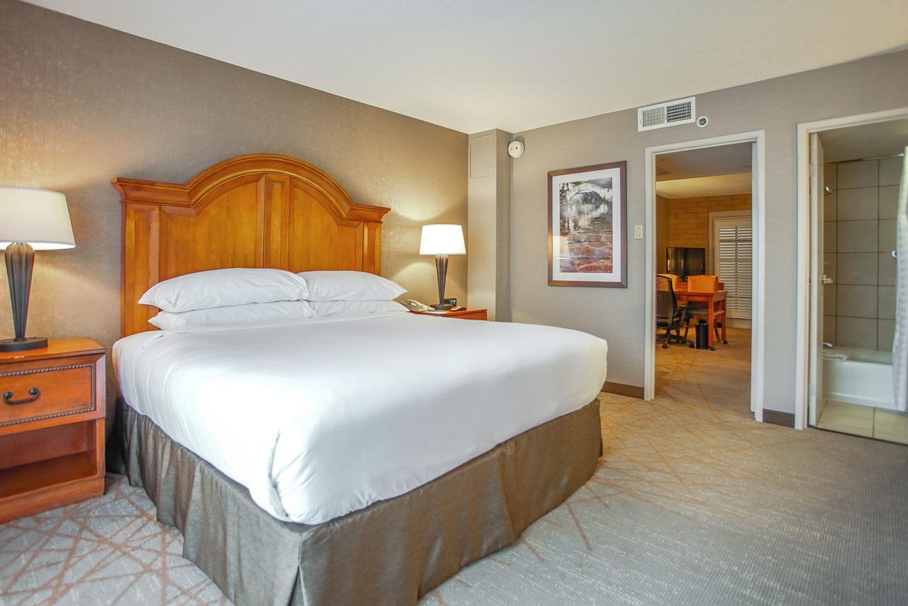 Embassy Suites San Antonio Northwest I-10 Exteriör bild